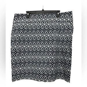Margaret M Pull On Pencil Skirt Size 2X Blue And White Geometric Print Slimming